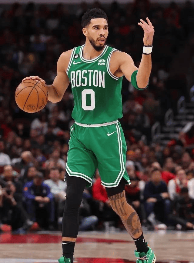 黄蜂爆发新星，险胜刷新纪录，凯尔特人球队迎来希望！的简单介绍